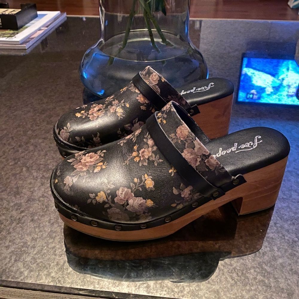 Free People Calabasas Clogs - Picture 6 of 10